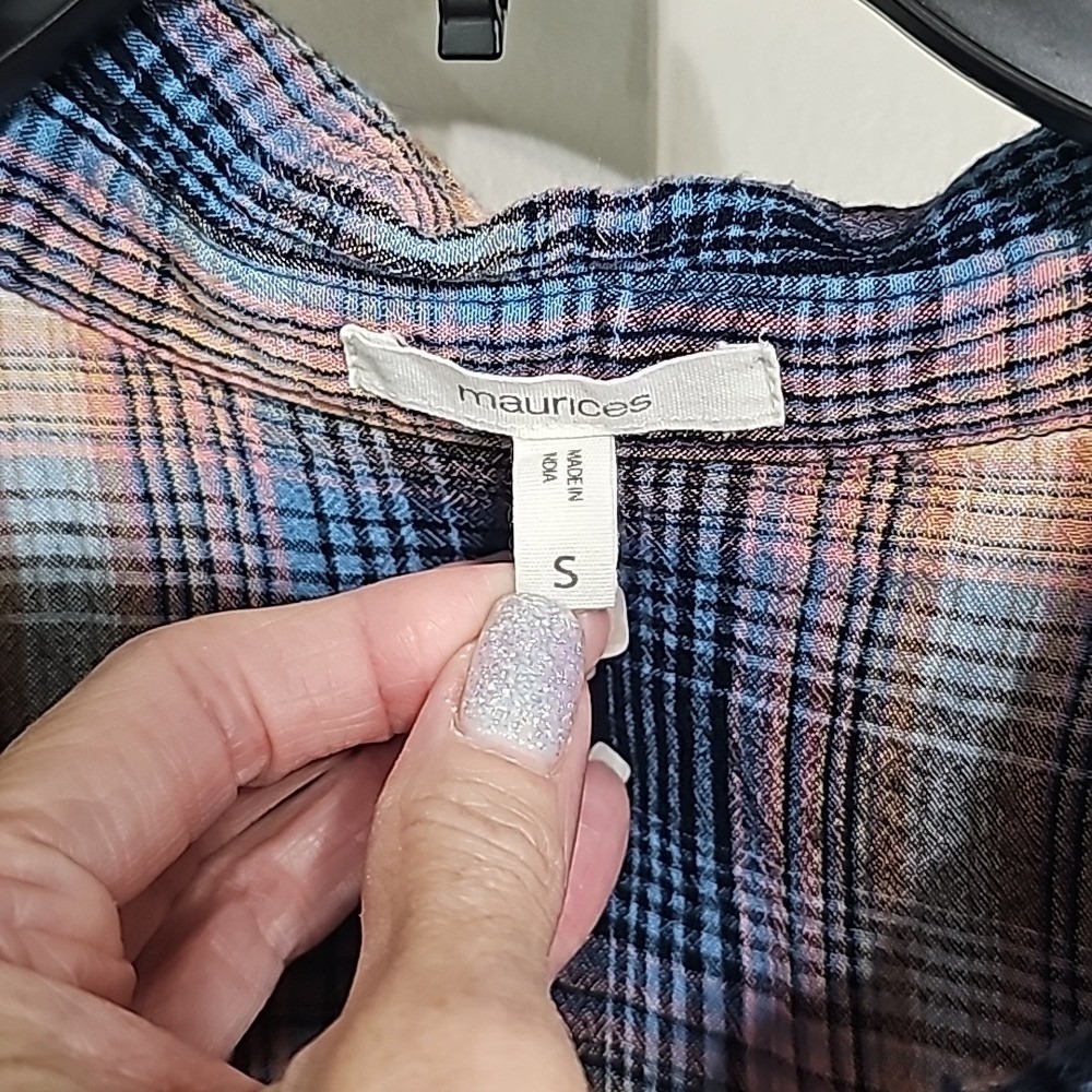 Plaid Flannel Top Blue Pink Yellow Maurices Button Down Shirt Size‎ S EUC - Picture 3 of 5